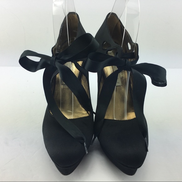 Pura Lopez Black High Heel with Lace - Picture 4 of 8